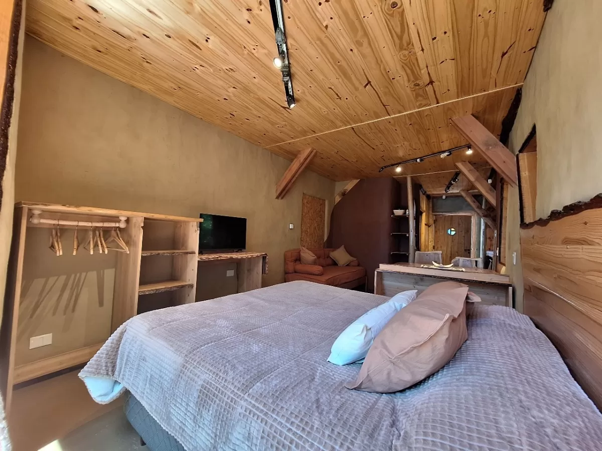 CABAÑA LUNI – Vista al lago, confort y naturaleza para 2 o 3 personas