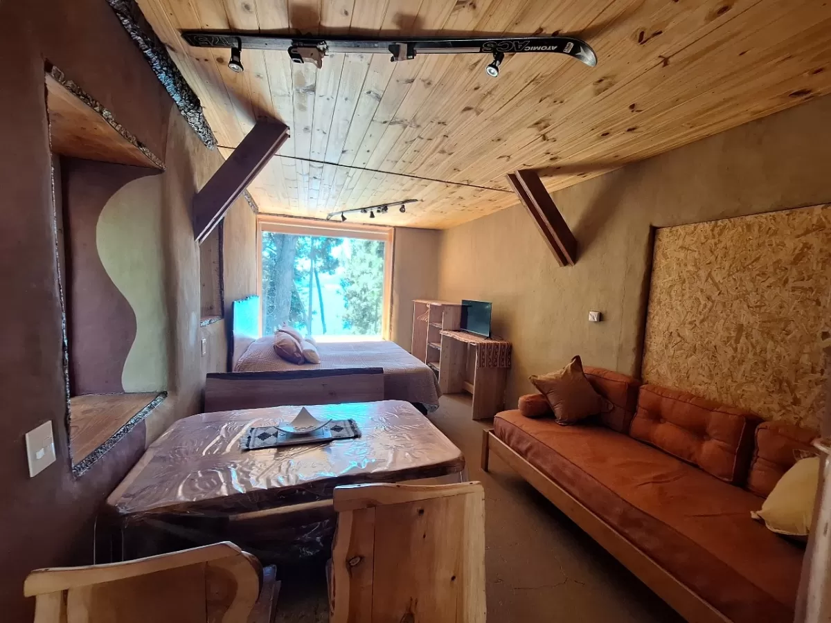 CABAÑA LUNI – Vista al lago, confort y naturaleza para 2 o 3 personas